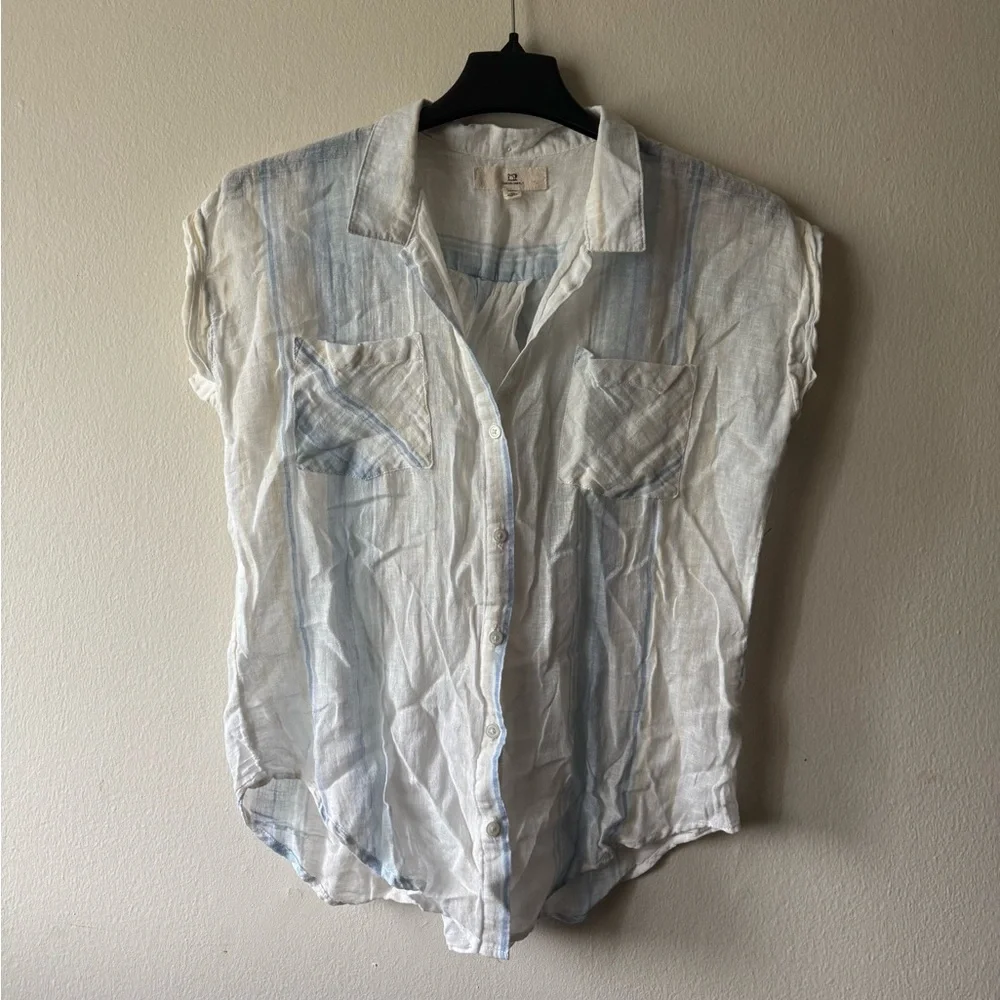 Button down top - Picture 1 of 3